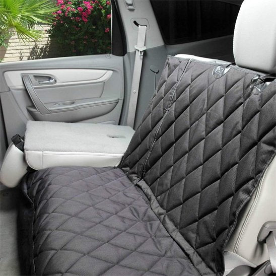 Housse voiture chien